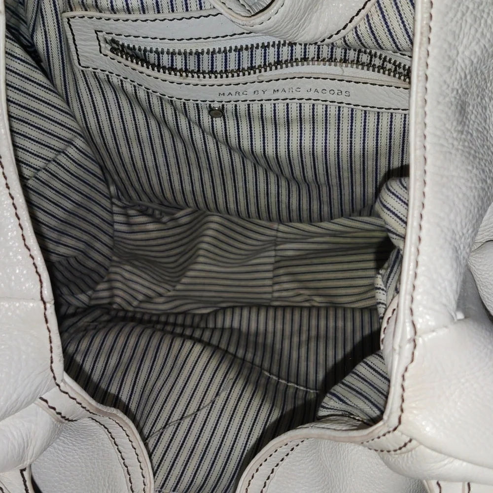 Marc by Marc Jacobs White Leather Soft Shot Large Hobo